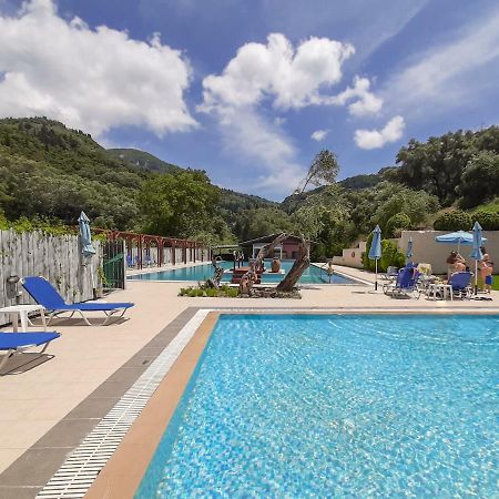 Evergreen Apartments Агиос Гордиос Екстериор снимка